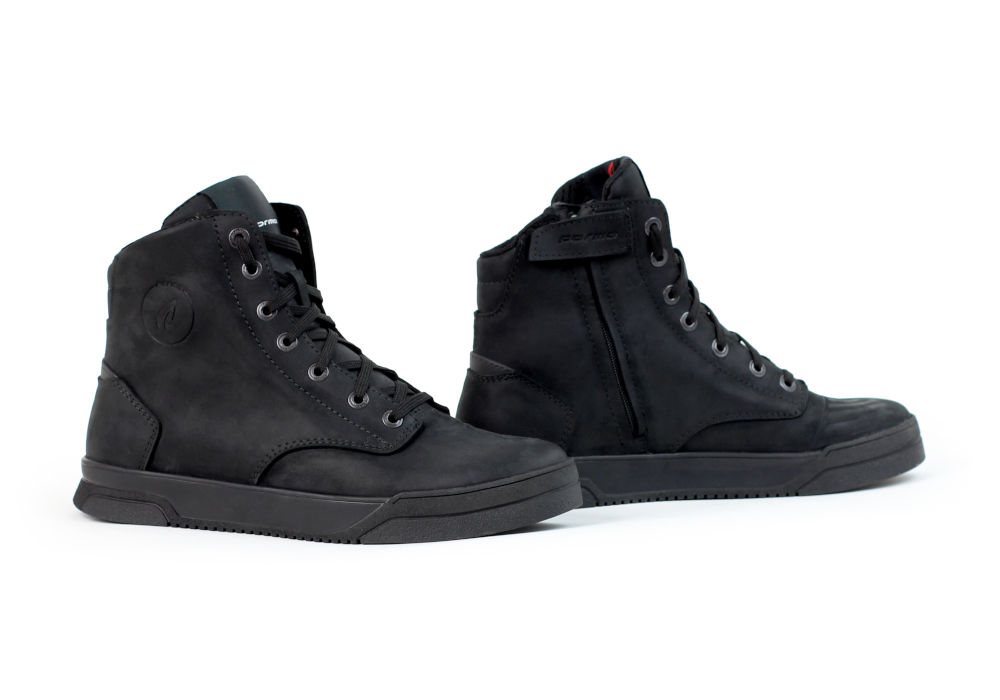 CITY-Dry-BLACK-formaboots.jpg