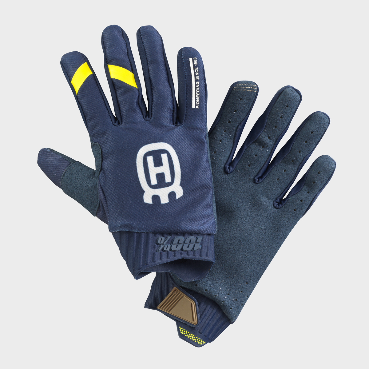 PHO_HS_PERS_VS_65171-3HS21000470X-RIDEFIT-GOTLAND-GLOVES-FRONT_SALL_AWSG_V1.jpg